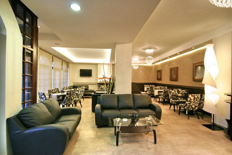 Kentrikon Hotel Lagkadia Esterno foto